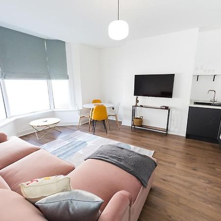 Coastline Villas - Heart Of Redcar 1 & 2 Bed New Apartments, Ideal For Contractors And Holidayers מראה חיצוני תמונה